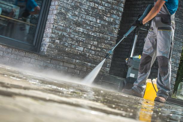 Best Driveway Pressure Washing  in Glenmoor, OH